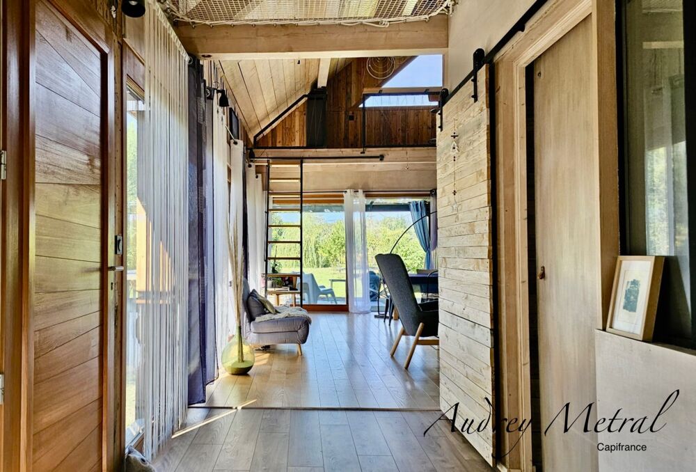 Vente Maison Maison individuelle d'environ 149 m2 à vendre à Vions avec grand terrain - garage - piscine à 50 min d'Annecy et Genève et 35 mi Vions
