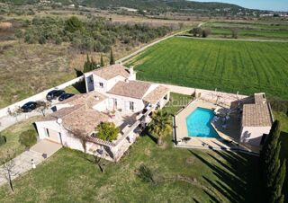  Maison  vendre 8 pices 189 m