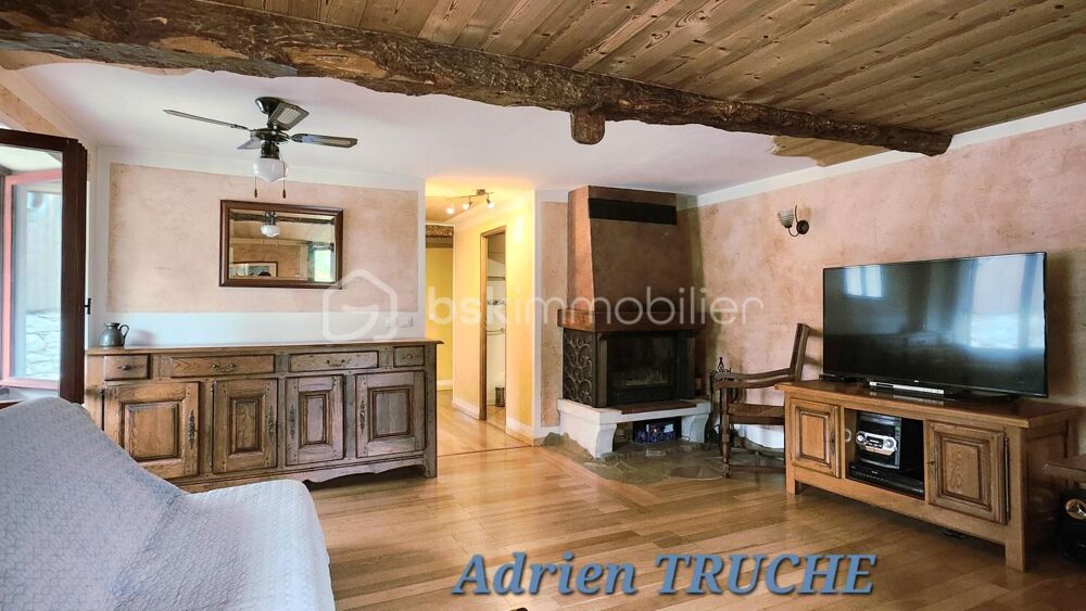 Vente Maison Maison en pierre rénovée - Studio indépendant - Terrain arboré de 1491 m² Chessenaz