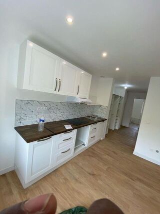  Appartement à louer 2 pièces 45 m²