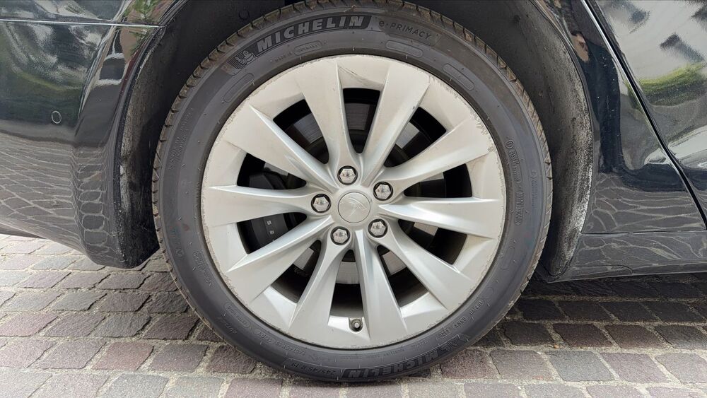 Model S AWD 100 kWh Dual Motor Long Range - Premi&egrave;re main Automatiqu 2018 occasion 92800 Puteaux