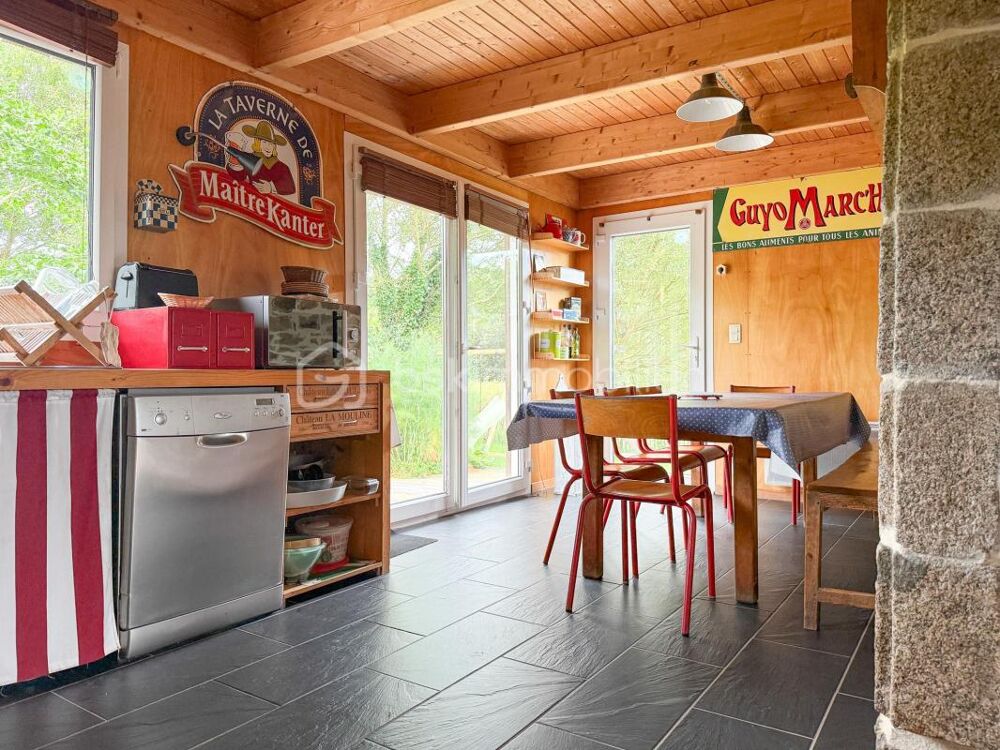 Maison pleine de charme située dans un écrin de verdure