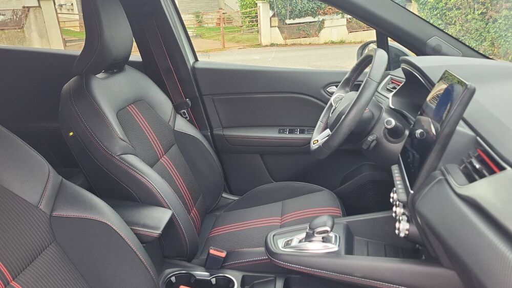Captur 1.6 E-Tech 160 Plug in Hybrid 90 EDC RS Line - Automatique E 2021 occasion 39100 Dole