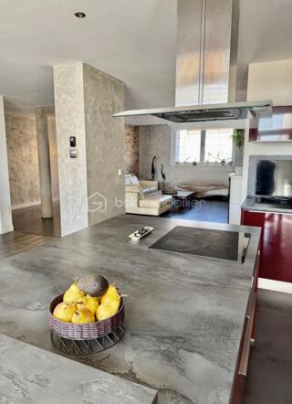  Maison � vendre 10 pi�ces 260 m�