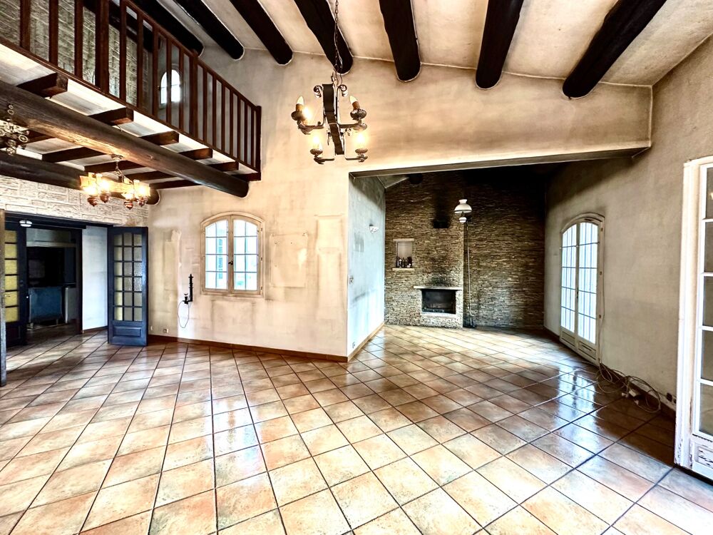 Vente Maison Tourves – Maison de charme de 160m2 avec garage de 23m2, cave et chalet sur 11 800 m² de terrain, au calme absolu Tourves
