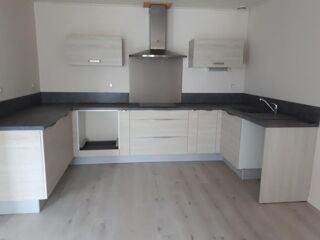  Maison à louer 3 pièces 85 m²
