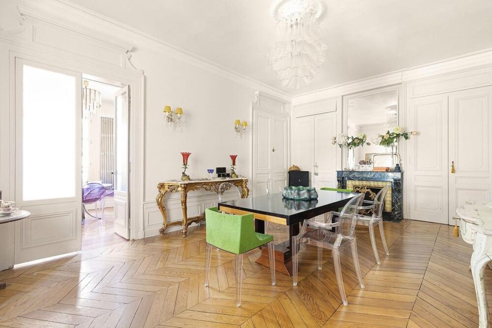 à vendre  Propriété/château Caluire-et-Cuire (69300)