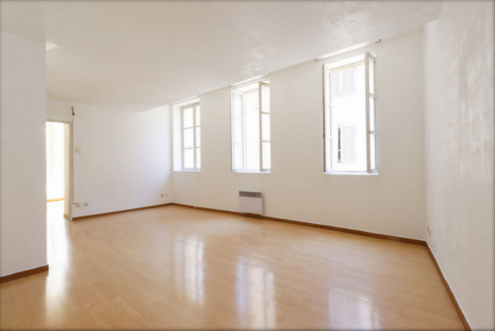 Vente Appartement Dpt Bouches du Rhône (13), à vendre MARSEILLE 1er ARRONDISSEMENT appartement T3 de 60 m² Marseille 1