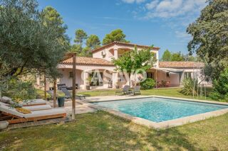  Villa à vendre 7 pièces 201 m²