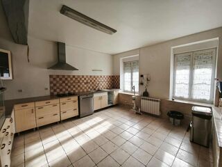  Maison à vendre 8 pièces 211 m²