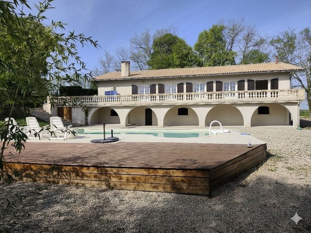 Maison à vendre 7 pièces VOEUIL ET GIGET (16)