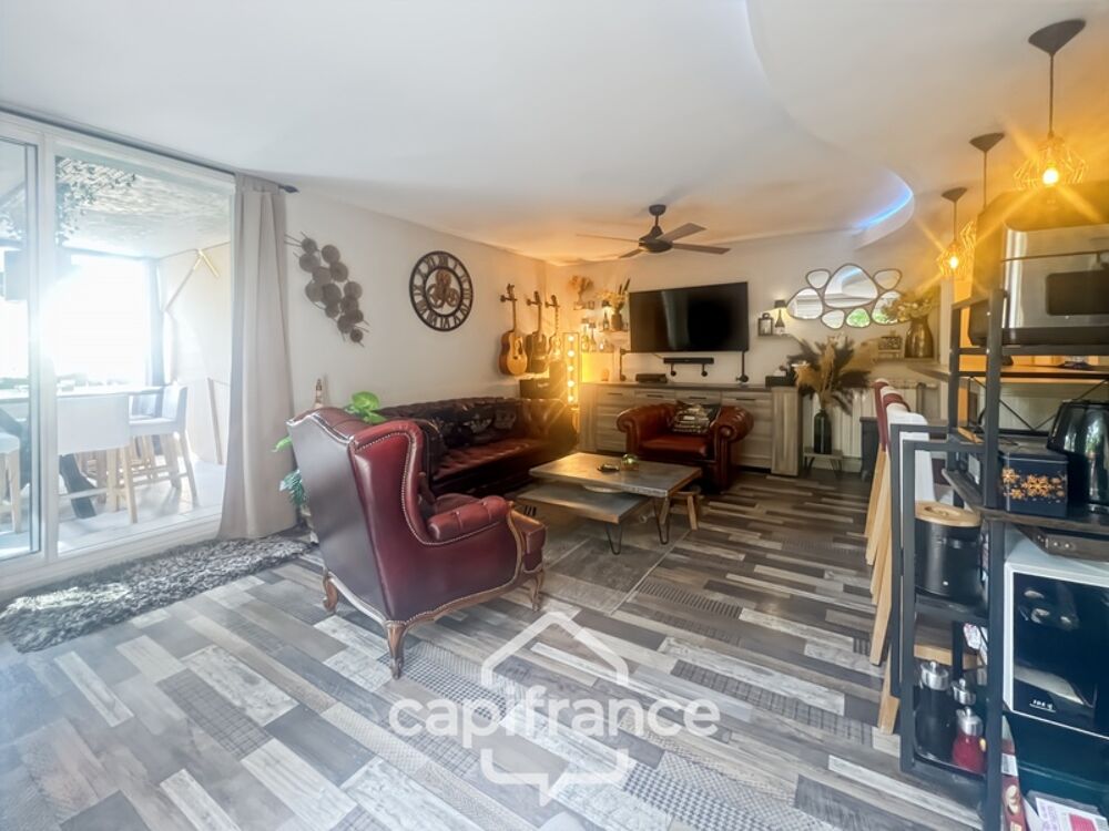 Vente Appartement Appartement à vendre 4 pièces LA SEYNE SUR MER (83), grand T4 de 81m2 - Loggia - Garage et Cave La seyne sur mer
