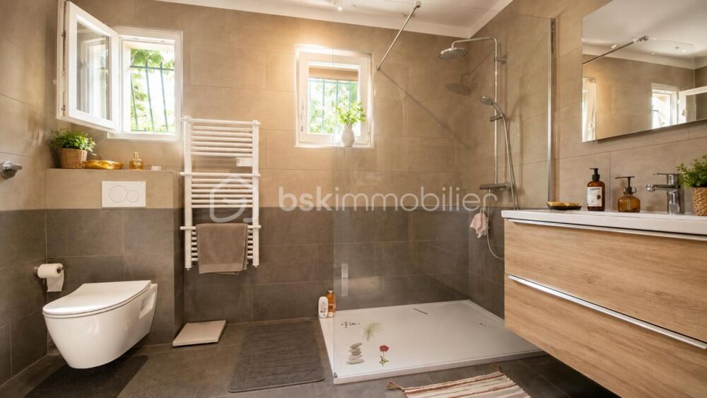 à vendre  Maison La Cadière-d'Azur (83740)