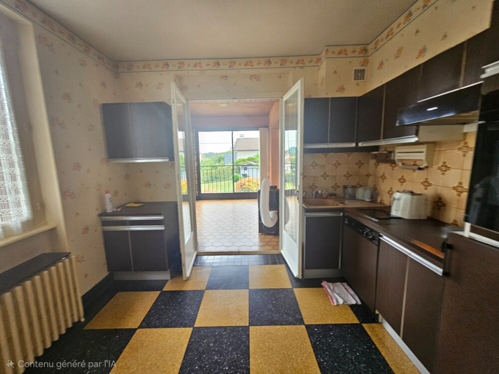 Vente Maison Maison à vendre 4 chambres- 2 garages- terrain 767 m2- LA ROCHE BLANCHE (63670) La roche blanche