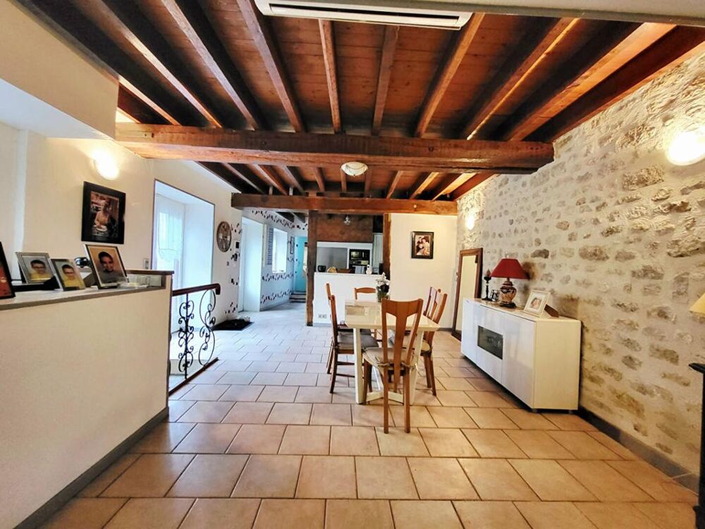 MAISON EN PIERRE 4 Chambres, avec dépendances