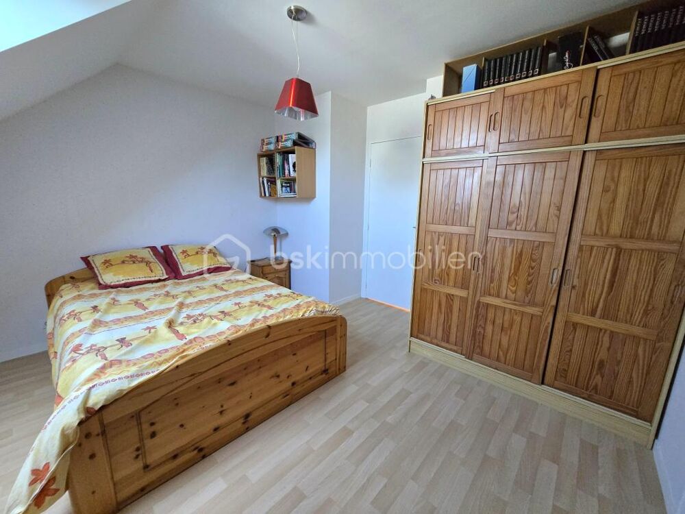 Vente Appartement Appartement T2 – 2? étage – Bourg-des-Comptes Bourg des comptes