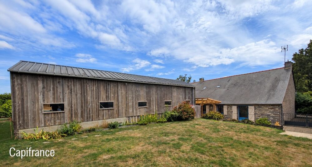 Vente Maison SAINT-JUST – LONGÈRE BRETONNE 240 M² – 5 CHAMBRES – TERRAIN 2 369 M² – GRANDES DÉPENDANCES Saint just