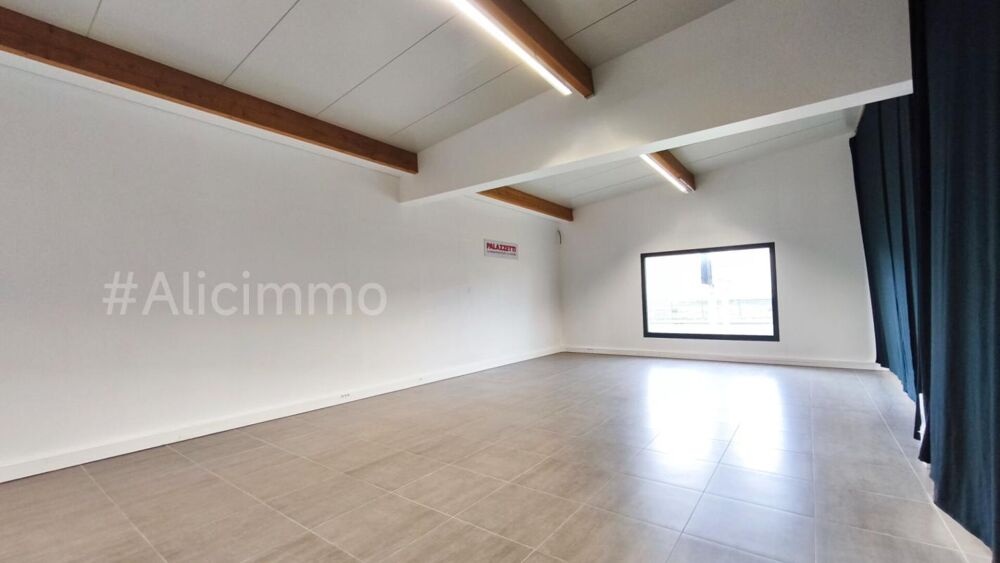 Vente Immeuble Local commercial Sézanne 258 m2 Sezanne