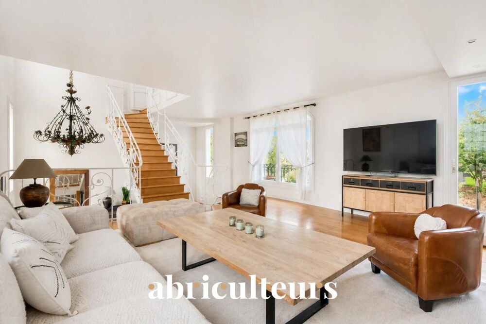 Vente Maison Maison individuelle atypique avec jardin et studio indépendant – Garches Garches