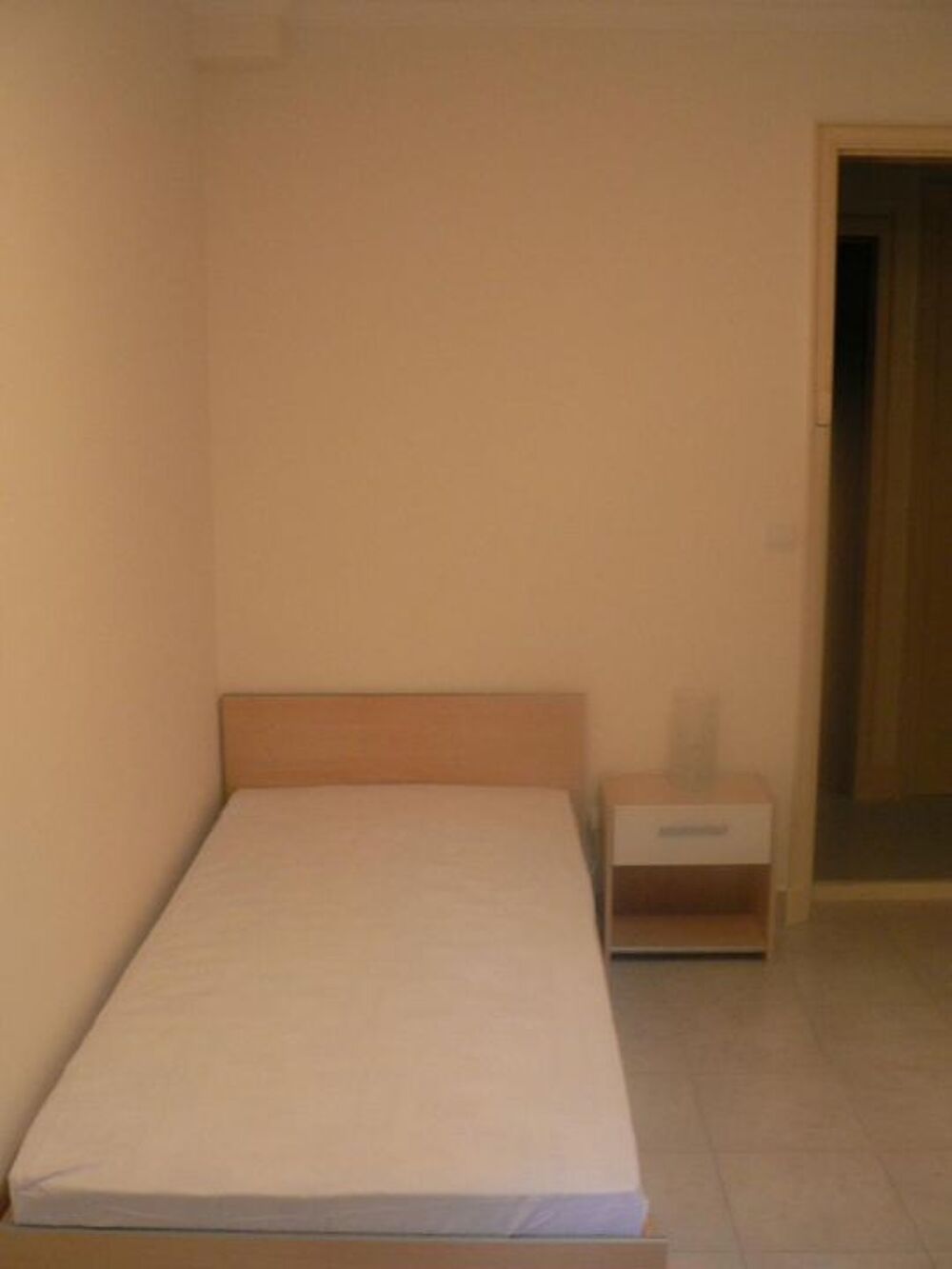 Location Appartement Studio de 12m2 à louer sur Versailles Versailles