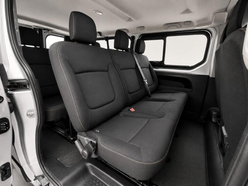 Trafic 1&deg; Main / 1.6L dci 95cv minibus 9pl - 2017 L2 long T&eacute;L/Clim 2018 occasion 60430 Abbecourt