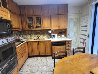  Maison � vendre 9 pi�ces 200 m�