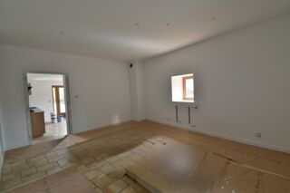  Maison à louer 4 pièces 132 m²