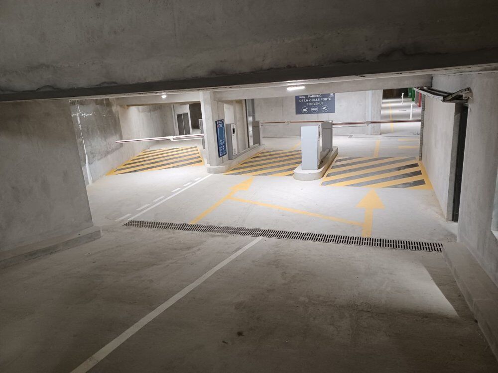 Location Parking/Garage BELLEY - Abonnement - Parking public Belley