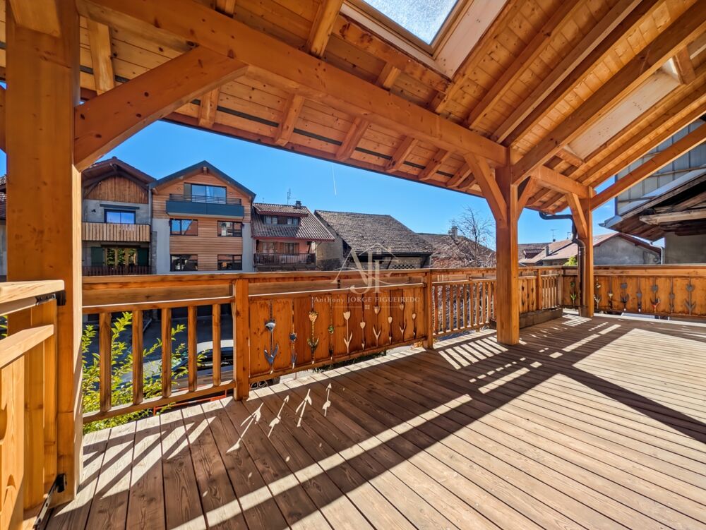 Vente Maison Propriete à vendre 9 pièces CHAMPANGES (74) Propriété de caractère de 312 m2 avec appartement indépendant – Élégance alpine, vol Champanges