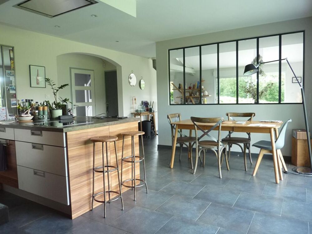 Vente Maison Maison Cholet 9 pièce(s) 207m2 Cholet