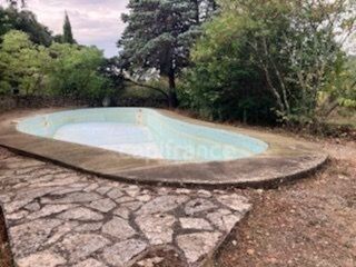  Maison  vendre 11 pices 500 m