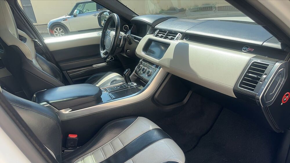 Range Rover II V V8 S/C 5.0 550 SVR A N/A 2017 occasion 13010 Marseille