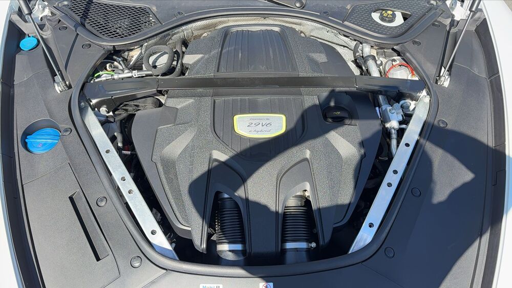 Panamera IV 2.9 462 e- Hybrid PDK8 . - Entretien constructeur 2017 occasion 47200 Marmande