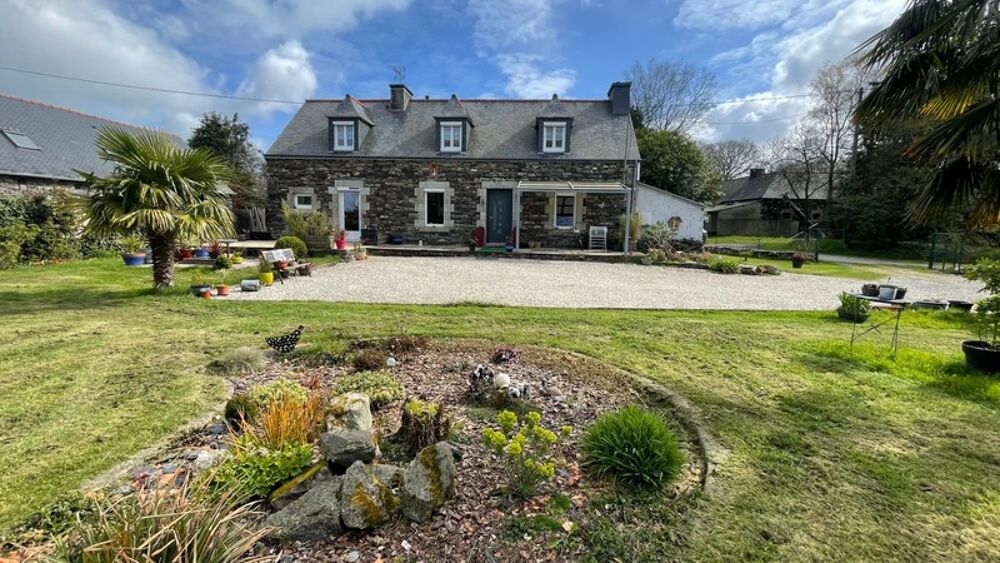 Maison 7 pièces 124 m² · à Bon Repos sur Blavet · 124 m² · 220 500 €