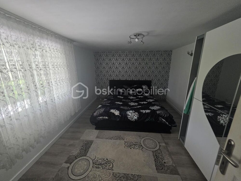 Vente Maison Maison individuelle rénovée 5 pièces 4 chambres ! Sens