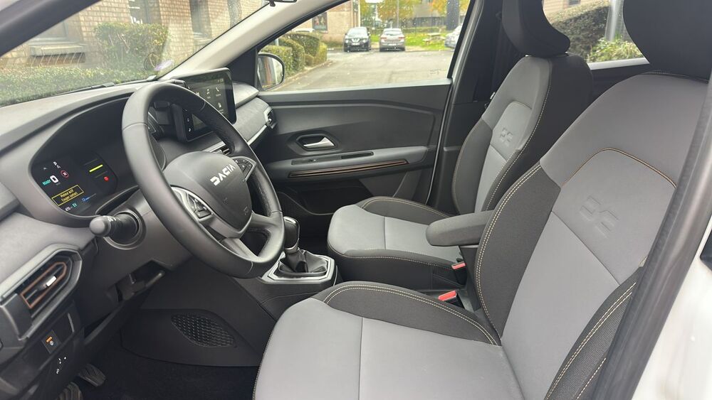 Jogger 1.6 Hybrid 140 BVA6 Extreme 7pl 2025 occasion 59491 Villeneuve D Ascq