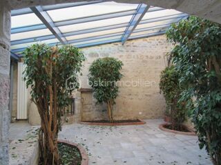  Immeuble à vendre 5 pièces 147 m²