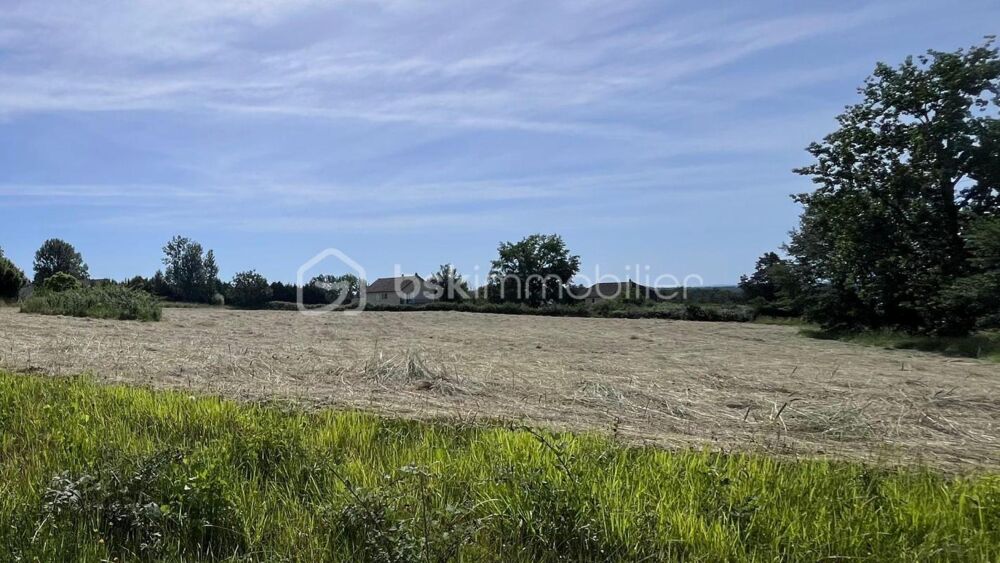 Vente Terrain Terrain constructible de 1 570 m² proche du bourg de Peyrignac Peyrignac