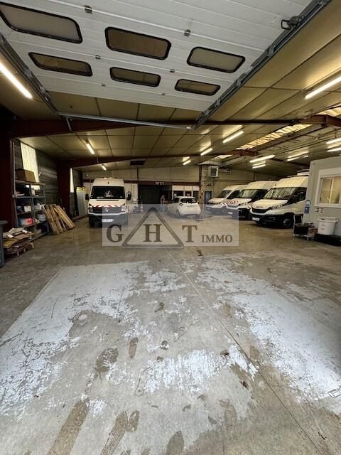 Entrepôt bureaux de 847 m² à louer à santeny 4698 94440 Santeny