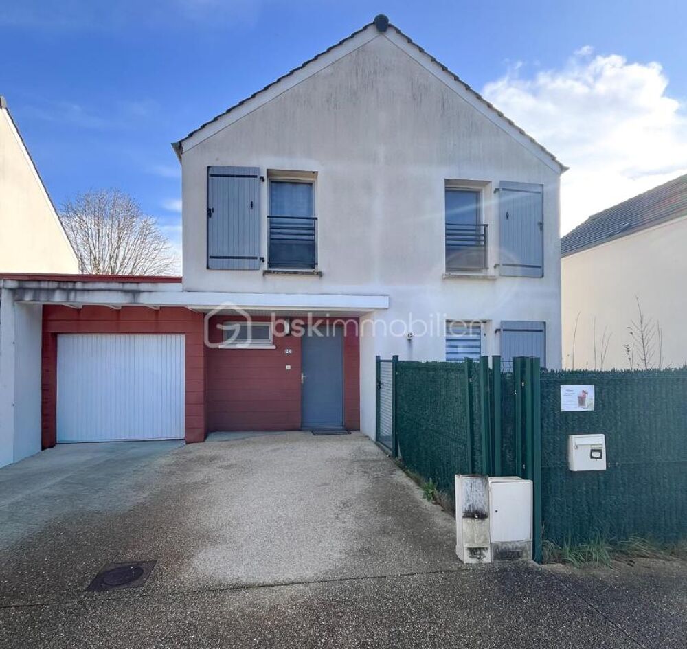 Maison familiale 5 pièces avec garage  Montévrain (Vieux Bourg)