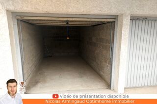  Parking / Garage  vendre 11 m