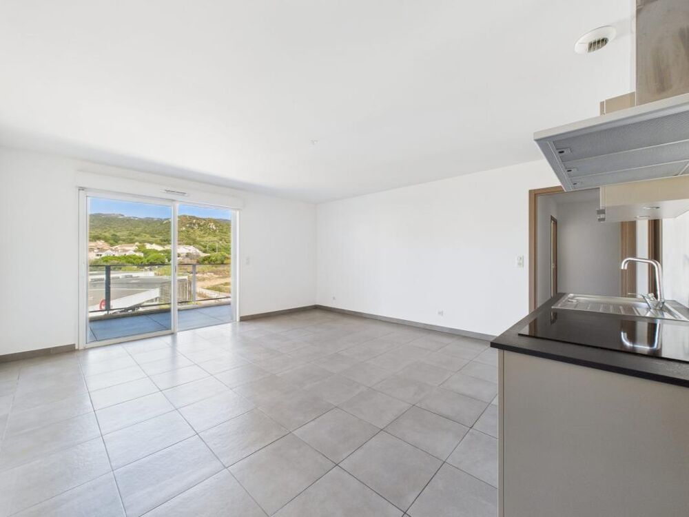 Vente Appartement F3 A VENDRE AVEC GRANDE TERRASSE LA PALMERAIE Ajaccio