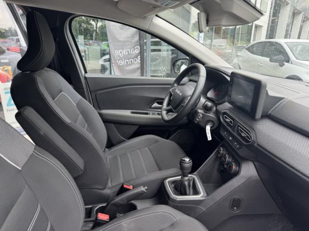 Jogger ECO-G 100 7 places GSR2 Expression 2025 occasion 42210 Bellegarde-en-Forez