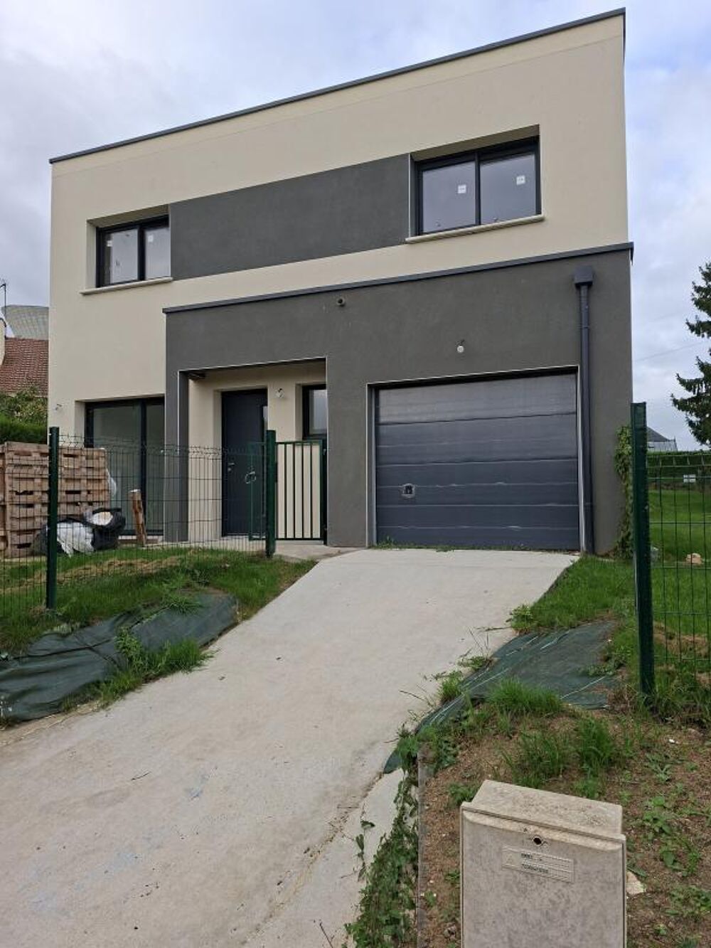 Vente Maison Dernière opportunité à saisir : A vendre directement par le propriétaire. Maison individuelle à St Jean du Cardonnay Saint jean du cardonnay
