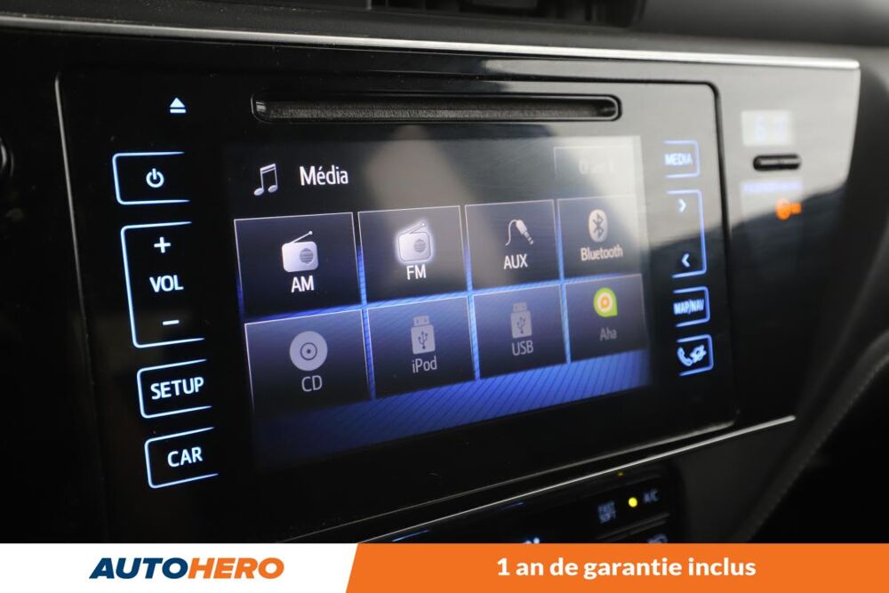 Auris 1.8 Hybride Collection CVT Auto 136H 2018 occasion 92130 Issy-les-Moulineaux
