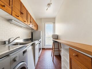 Vente Appartement Paris 15? – Rue Saint-Charles : 3 pièces traversant avec balcons filants, vue Tour Eiffel Paris 15