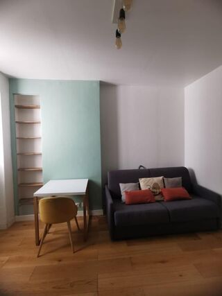  Appartement à louer 1 pièce 17 m²
