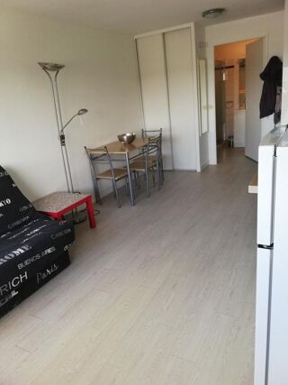  Appartement à louer 1 pièce 23 m²