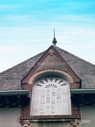  Propri�t�/ch�teau � vendre 10 pi�ces 245 m�