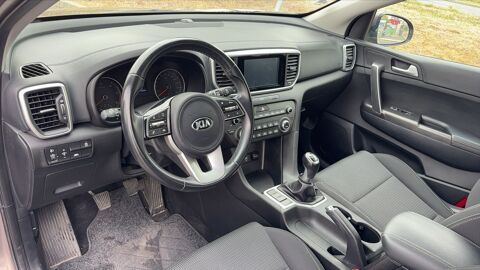 Sportage 1.6 CRDI 115 Design - Entretien constructeur 2019 occasion 18000 Bourges